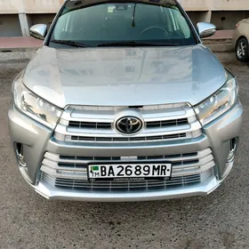 Toyota Highlander 2019