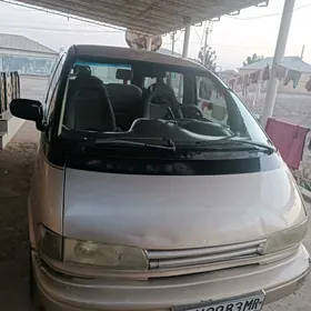 Toyota Previa 1992