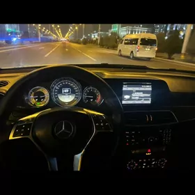 Mercedes-Benz C350 2012