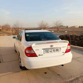 Toyota Camry 2004