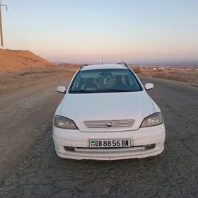 Opel Astra 2003