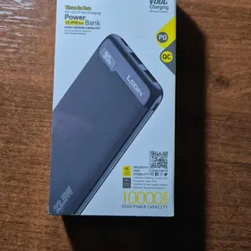 повербанк 10000 mAh.