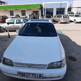 Toyota Carina 1995