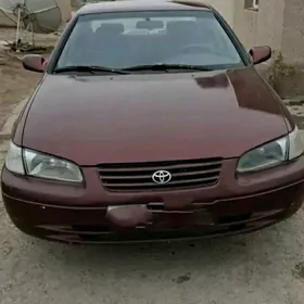 Toyota Camry 1999