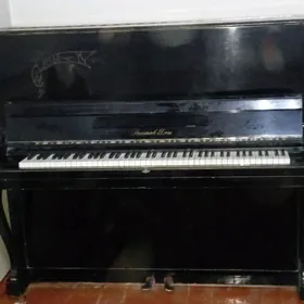 Pianino