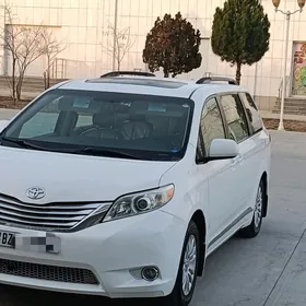 Toyota Sienna 2012