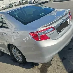 Toyota Camry 2013