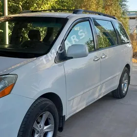 Toyota Sienna 2008