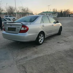 Toyota Camry 2004