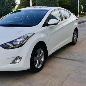 Hyundai Elantra 2011