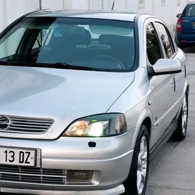 Opel Astra 2003