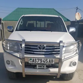 Toyota Hilux 2012