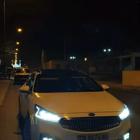 Kia Cadenza 2017