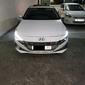 Hyundai Elantra 2021