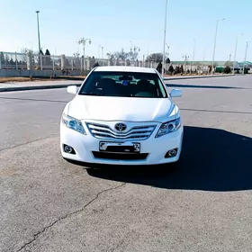 Toyota Camry 2011