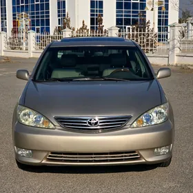 Toyota Camry 2005