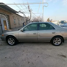 Toyota Camry 1997