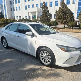 Toyota Camry 2015