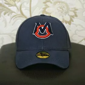 Moncler kepka. кепка