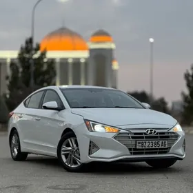 Hyundai Elantra 2019