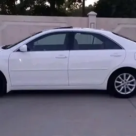 Toyota Camry 2011