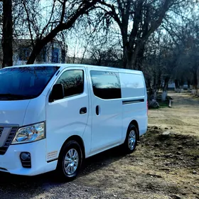 Nissan Urvan 2018