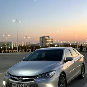 Toyota Camry 2017