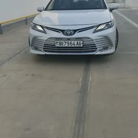 Toyota Camry 2022