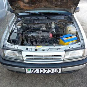 Opel Vectra 1989