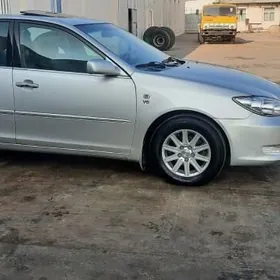 Toyota Camry 2003