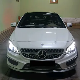 Mercedes-Benz CLA 2015