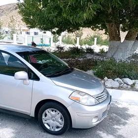 Nissan Versa 2010