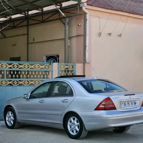 Mercedes-Benz C-Class 2001