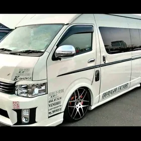 Toyota Hiace 2006