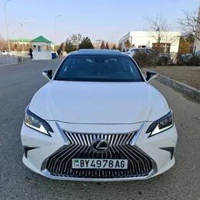 Lexus ES 350 2020