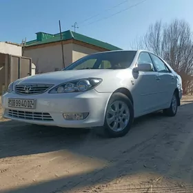 Toyota Camry 2003