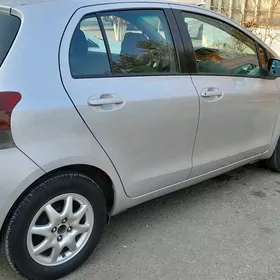 Toyota Yaris 2009