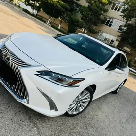 Lexus ES 350 2021