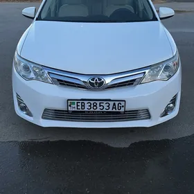 Toyota Camry 2013