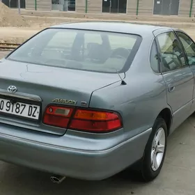 Toyota Avalon 1999