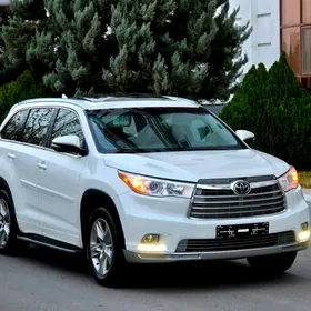 Toyota Highlander 2015