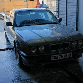 BMW E34 1993