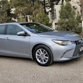 Toyota Camry 2017