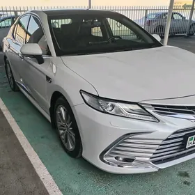 Toyota Camry 2022