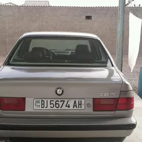 BMW 525 1990