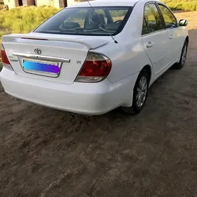 Toyota Camry 2005