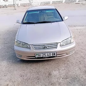 Toyota Camry 1998