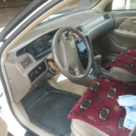 Toyota Camry 1999