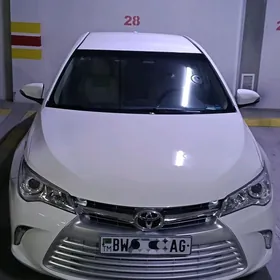 Toyota Camry 2017