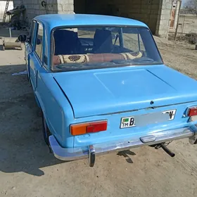 Lada 2104 1980